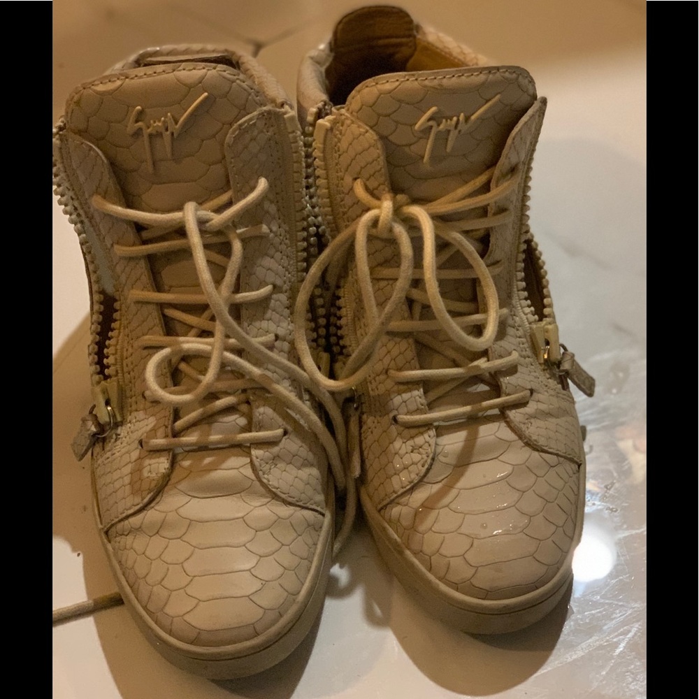 Giuseppe sneakers size 39